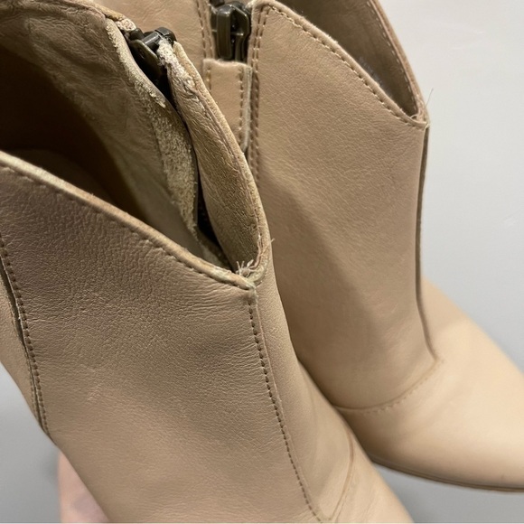 Eileen Fisher Trail Leather Ankle Bootie Size 5 Classic Neutral - Picture 8 of 13